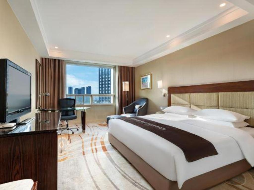 Hubei Poly Hotel Ухан Екстериор снимка