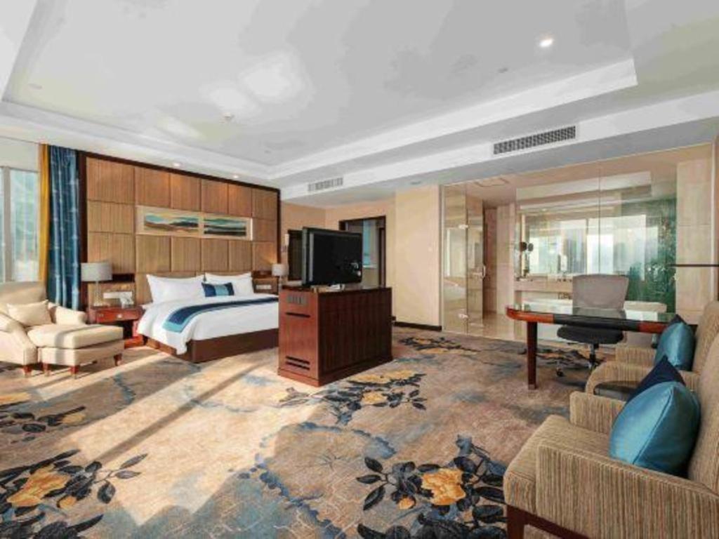Hubei Poly Hotel Ухан Екстериор снимка