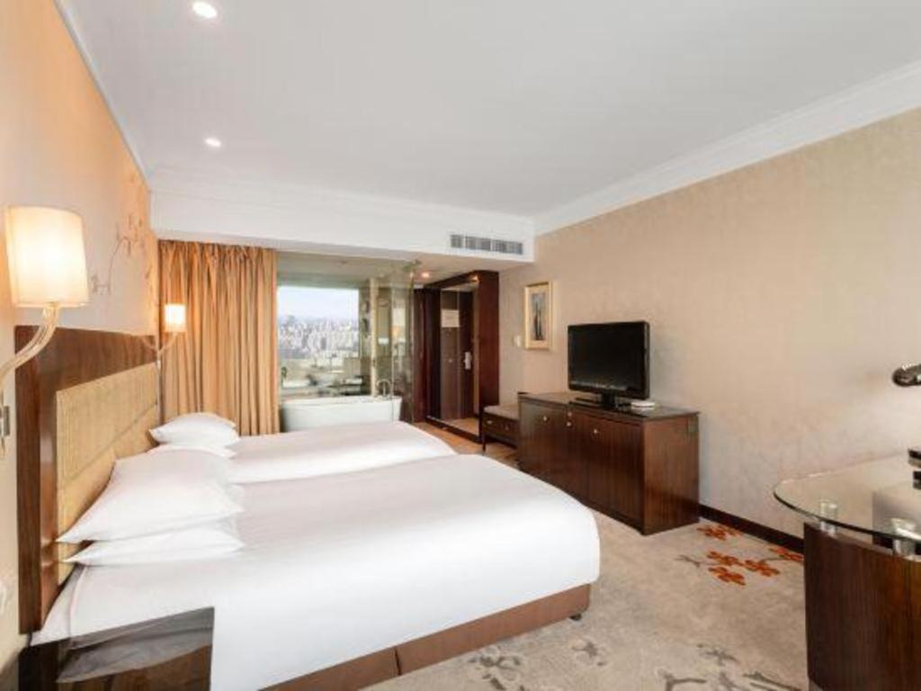 Hubei Poly Hotel Ухан Екстериор снимка