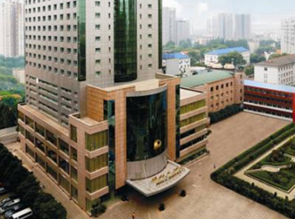 Hubei Poly Hotel Ухан Екстериор снимка